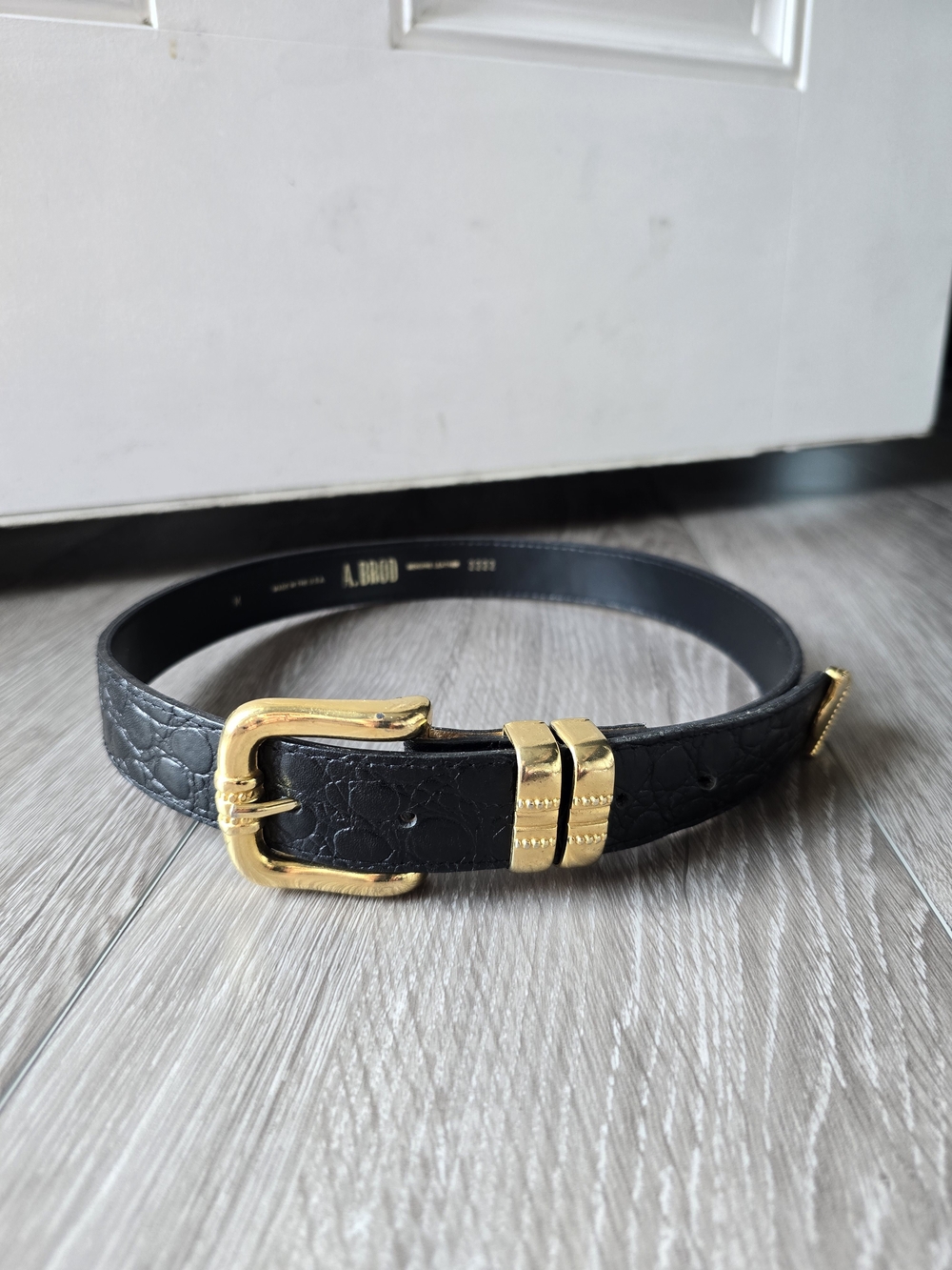 Vintage 90s Black Croc Embossed Leather Belt Chunky Gold Western Buckle USA M